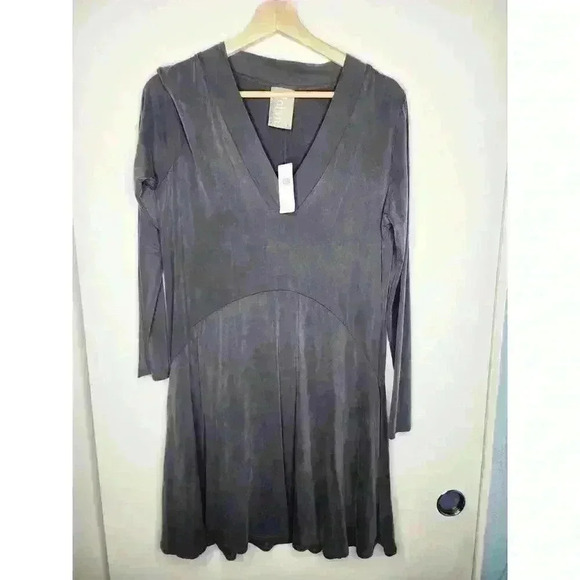 Anthropologie‎ Dolan Left Coast Toute Grey Long Sleeve Swing Dress - Picture 1 of 9
